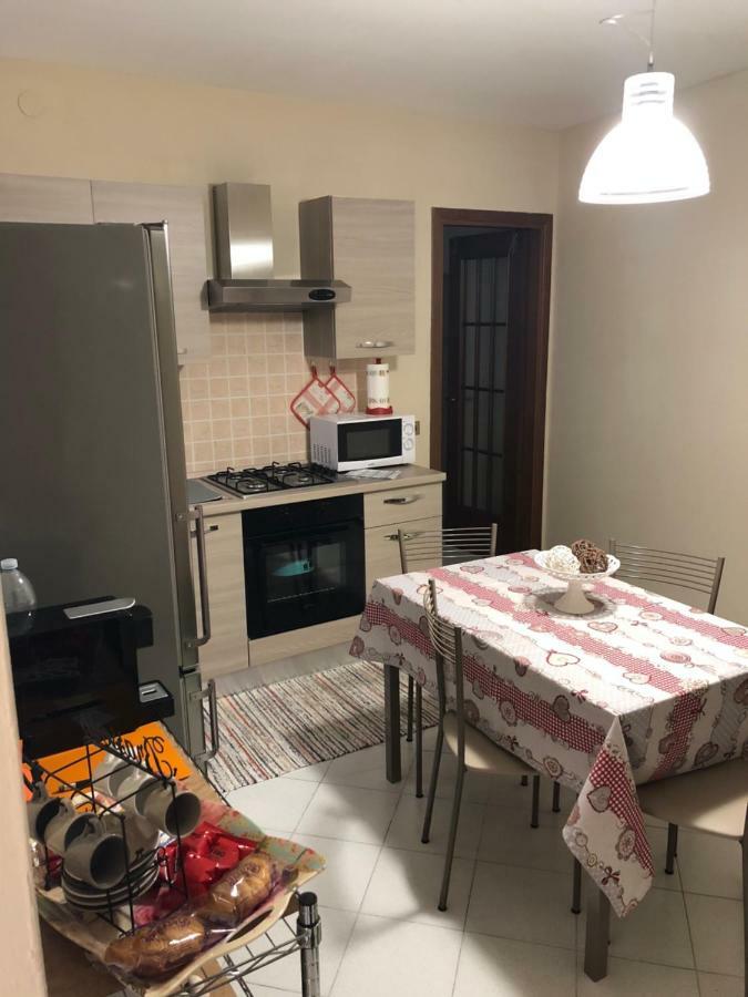 Civico 2 Operetta Marina Apartment Кремона Екстериор снимка