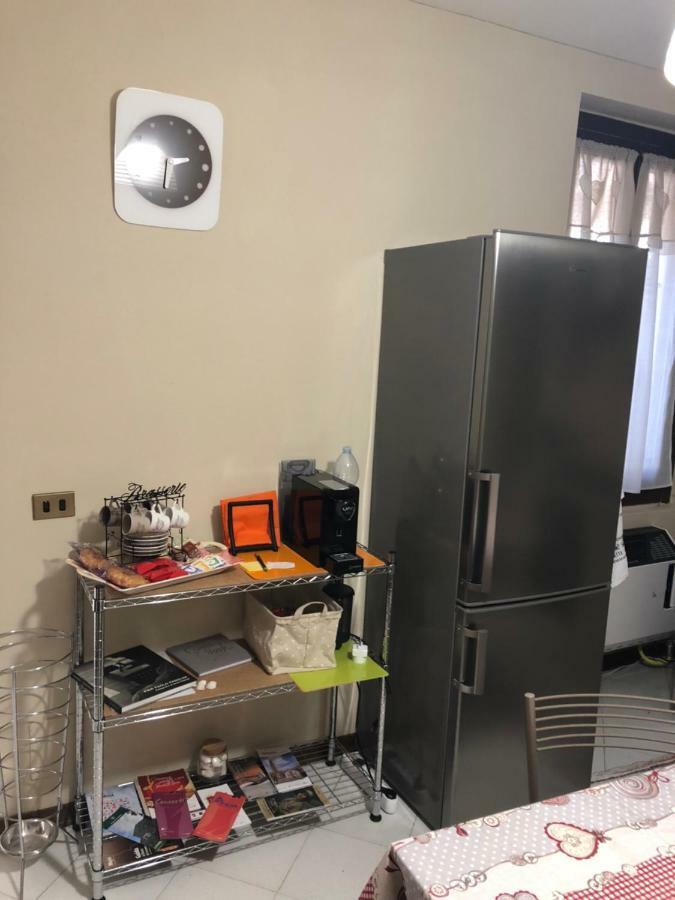 Civico 2 Operetta Marina Apartment Кремона Екстериор снимка